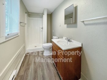 Newly Renovated 4BR/2BA - $995/month - 2 pets under 45# welcome! property image