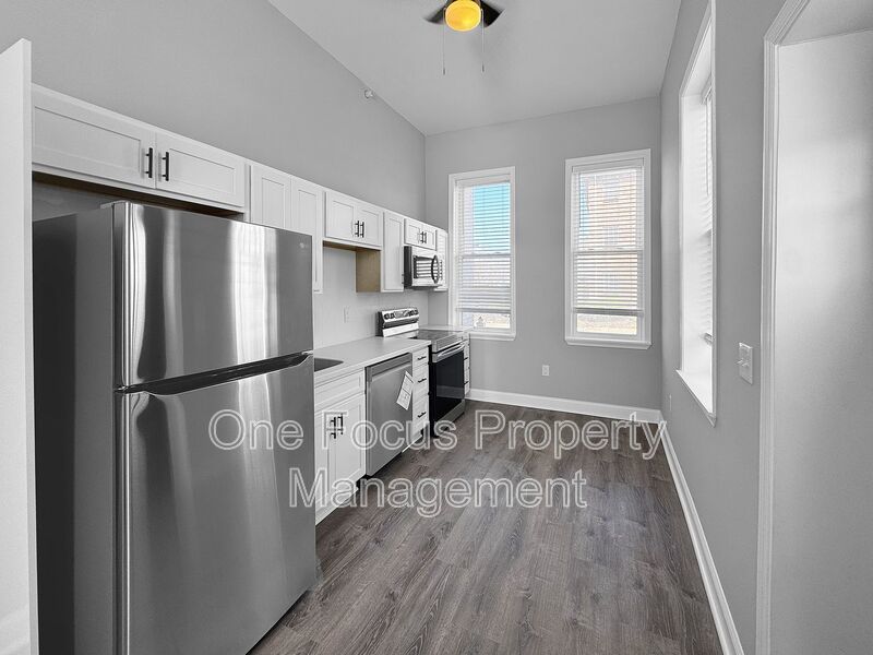 Large Spacious 2BR/1BA! Cat Friendly! property image