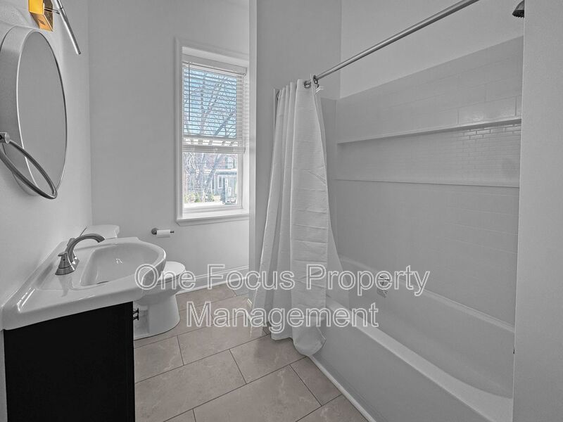 Large Spacious 2BR/1BA! Cat Friendly! property image