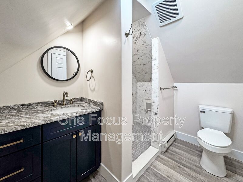 Upscale and Beautiful 1BR/1BA - 1 pet welcome up to 25lbs. property image