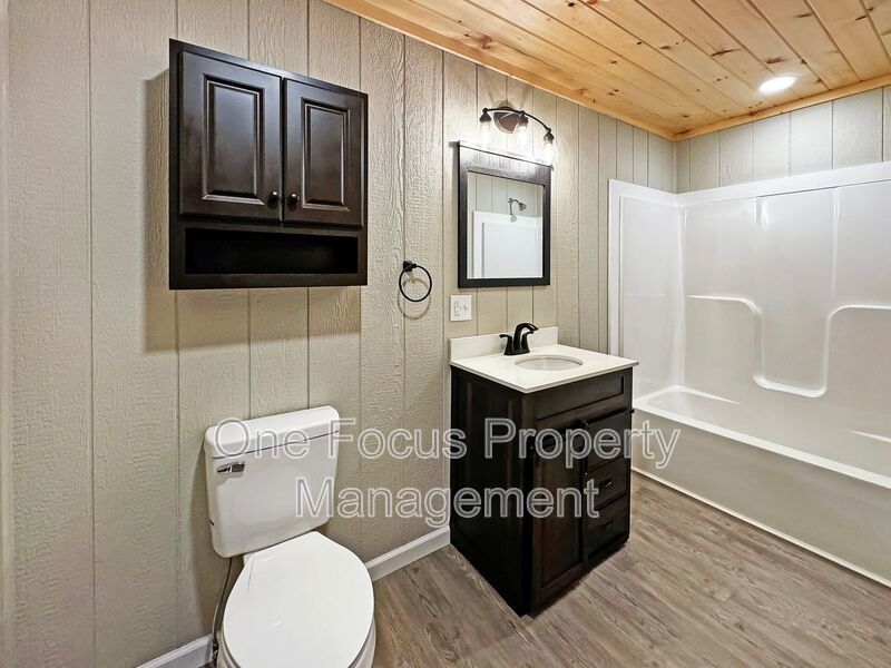 Stunning 3BR/1BA Second Floor - up to 2 pets under 25lbs. welcome! property image