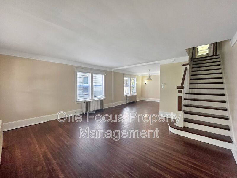 CLOSE TO UPMC WILLIAMSPORT! 3br/1.5ba - UP TO 2 PETS UNDER 35LBS WELCOME! property image