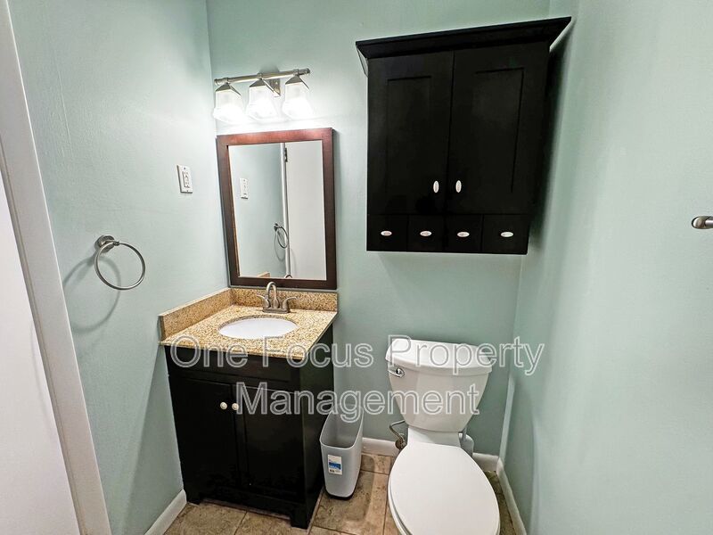 1031 Avenue D property image