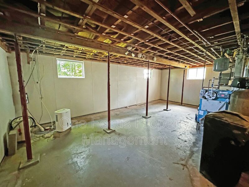 1031 Avenue D property image