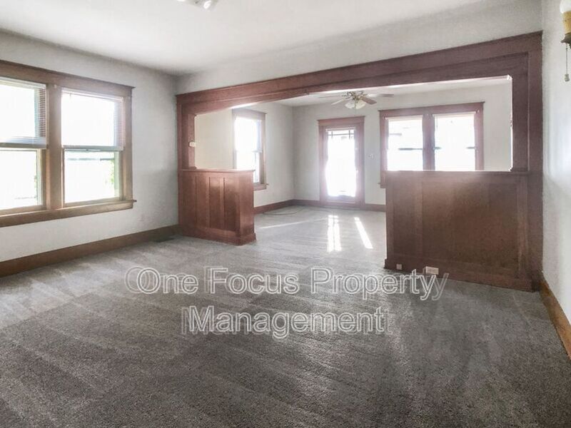 Cozy 3BR/1BA Duplex - Up to 2 pets under 40lbs welcome! property image