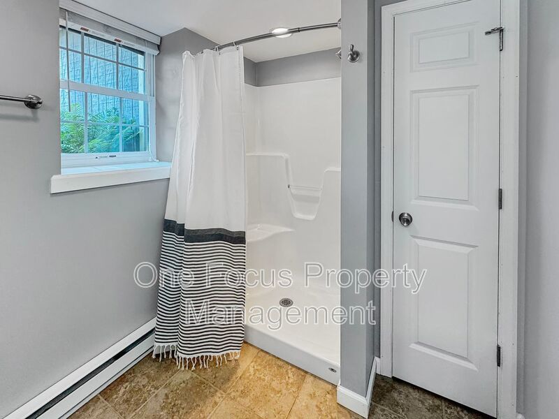 Magnificent 4BR/3BA SFH - Up to 2 pets welcome: No weight restrictions property image