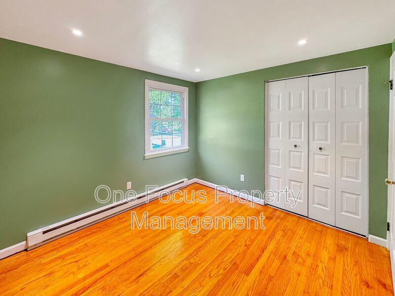 Magnificent 4BR/3BA SFH - Up to 2 pets welcome: No weight restrictions property image