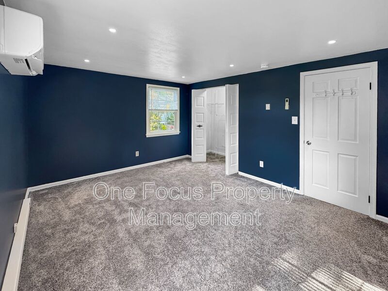 Magnificent 4BR/3BA SFH - Up to 2 pets welcome: No weight restrictions property image