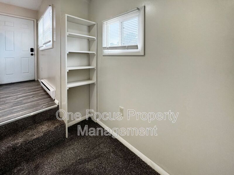 Available for Tours after 7.1! Cozy Studio - 1 Pet Under 25 lbs. Welcome! property image