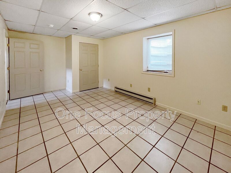 Spacious 4BR/2.5BA - Up to 2 pets under 50 lbs. welcome! property image