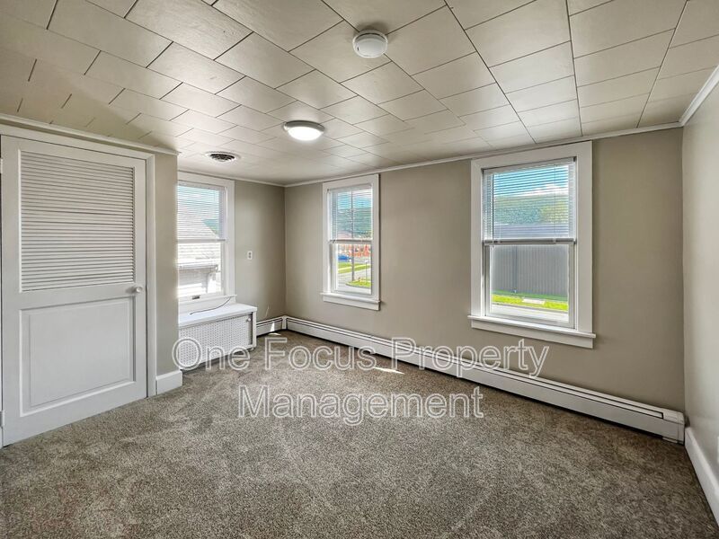 631 Jordan Ave. property image
