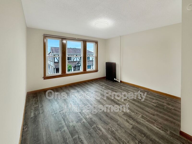Spacious and BRAND NEW 1BR/1BA - up to 2 cats welcome! property image