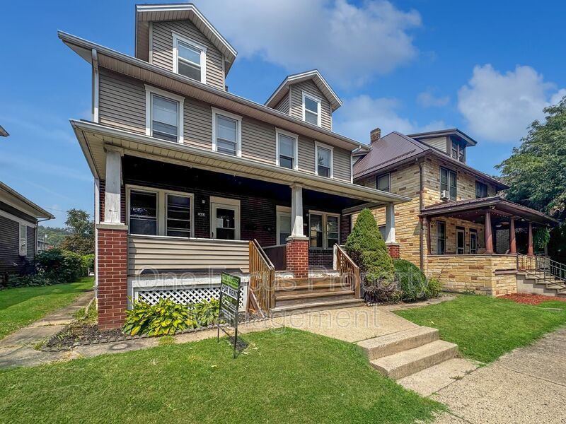 Cozy 3BR/1BA with a 2 Car Garage! property image