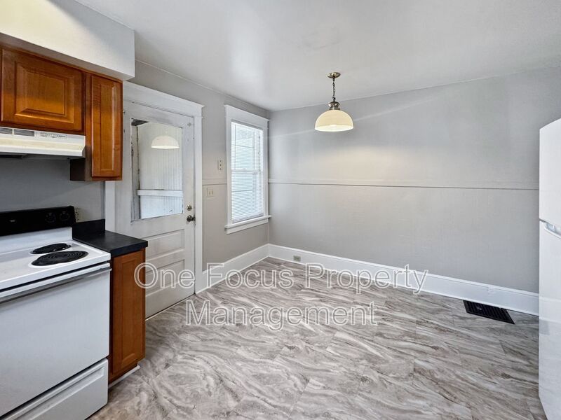 Cozy 3BR/1BA with a 2 Car Garage! property image