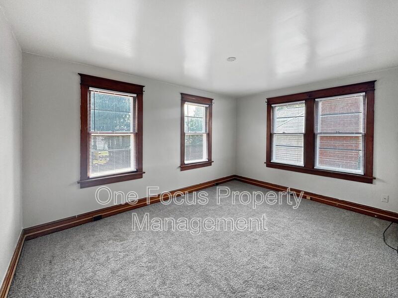 Cozy 3BR/1BA with a 2 Car Garage! property image