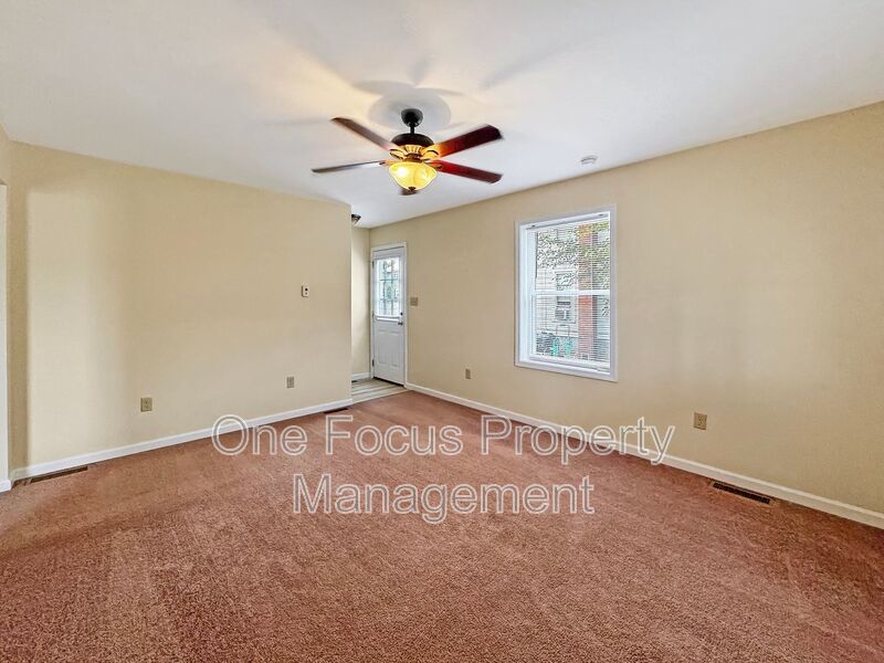Cozy and Updated 2BR/1.5BA - 2 pets welcome! property image
