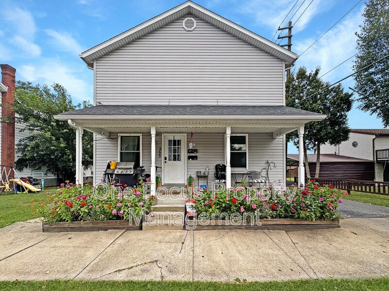 Cozy and Updated 2BR/1.5BA - 2 pets welcome! property image