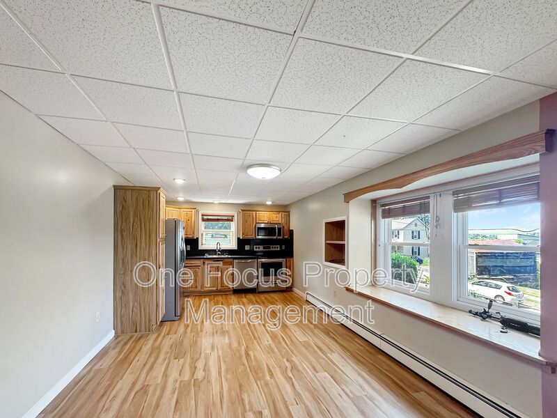 Stunning 1BR/1BA - 1 pet under 20 lbs welcome! property image