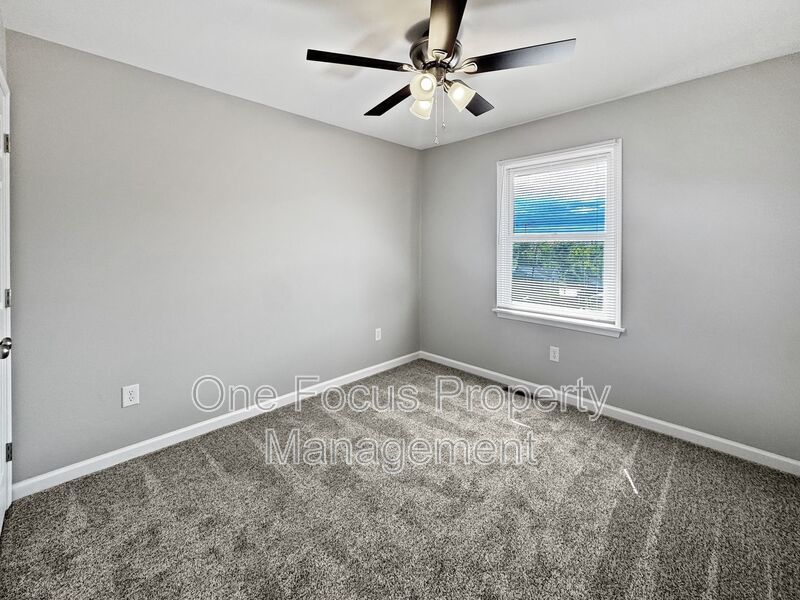 Stunning 3BR/1.5BA Townhouse! property image