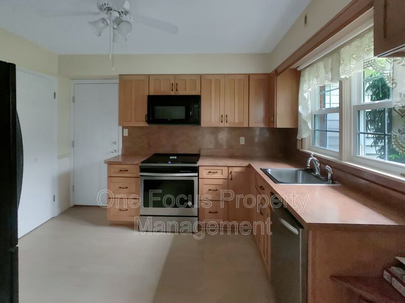 Spacious 3BR/2BA SFH - Up to 2 Pets Under 50 lbs. Welcome! property image