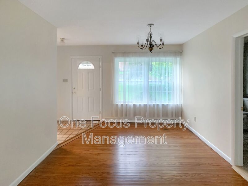 Spacious 3BR/2BA SFH - Up to 2 Pets Under 50 lbs. Welcome! property image