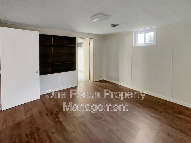 Spacious 3BR/2BA SFH - Up to 2 Pets Under 50 lbs. Welcome! property image