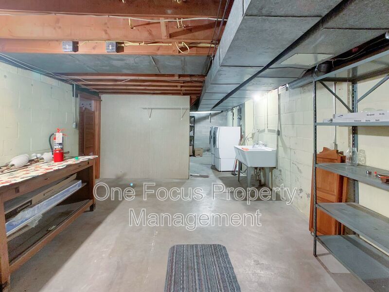 Spacious 3BR/2BA SFH - Up to 2 Pets Under 50 lbs. Welcome! property image