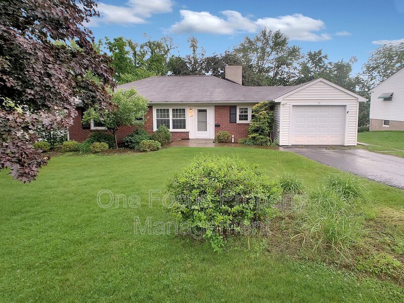 Spacious 3BR/2BA SFH - Up to 2 Pets Under 50 lbs. Welcome! property image
