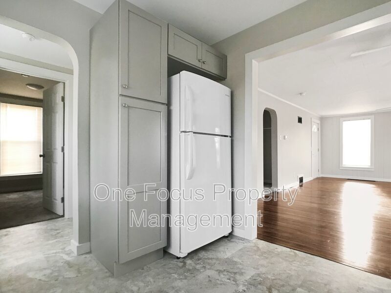 2BR/1BA Single Level SFH - 1 Pet Welcome Under 30 lbs. property image