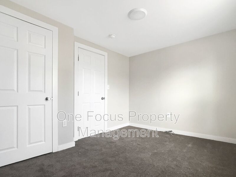 2BR/1BA Single Level SFH - 1 Pet Welcome Under 30 lbs. property image