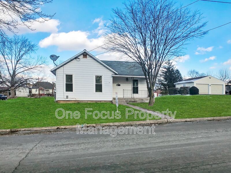 2BR/1BA Single Level SFH - 1 Pet Welcome Under 30 lbs. property image