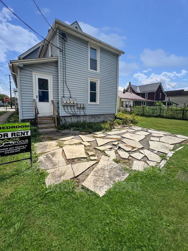 Cozy First Floor 1BR/1BA - Up to 2 Cats Welcome! property image
