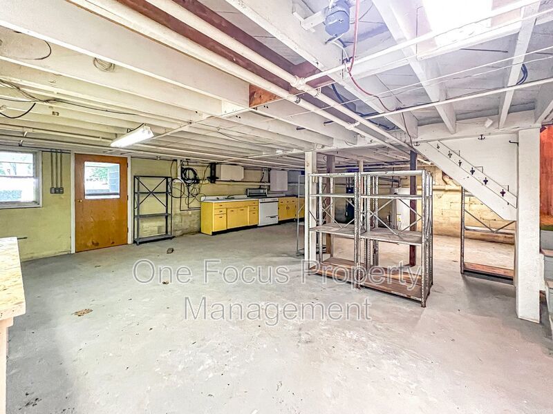 Beautiful 3BR/1.5BA SFH - 2 Pets Welcome. No Weight Restrictions! property image