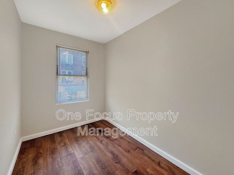 Cozy and Bright 3BR/1BA Duplex - Pet Friendly! property image