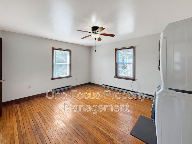 Cozy and Bright Second Floor 1BR/1BA property image
