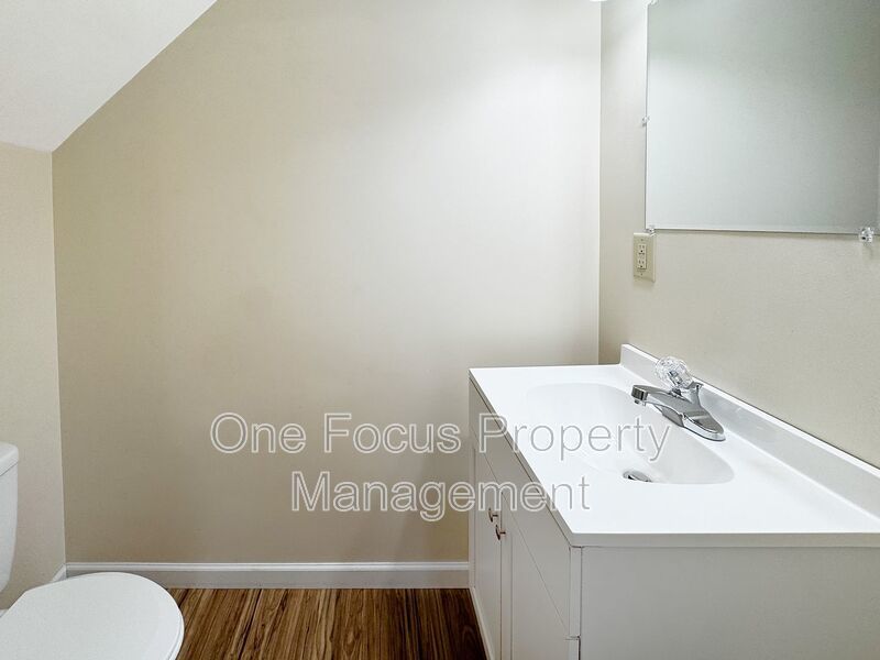 Available 9.15.2026! 2BR/1.5BA - Up to 2 pets welcome! property image