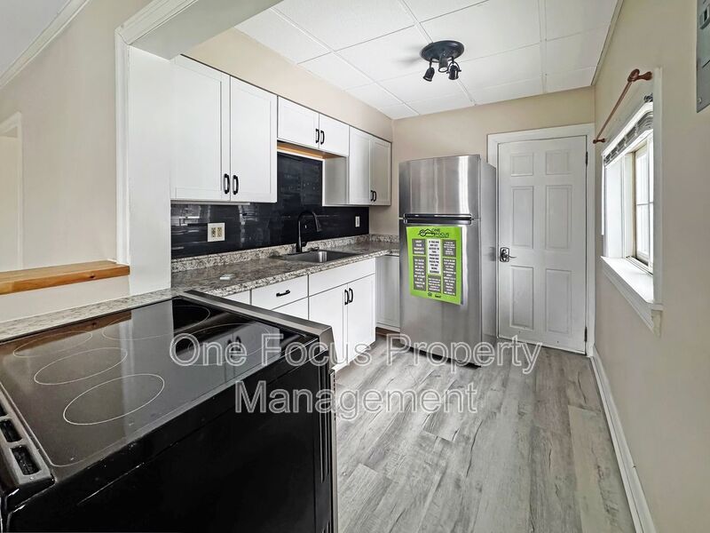 $150 OFF YOUR FIRST MONTHS RENT! 2br/1ba - CATS WELCOME! property image