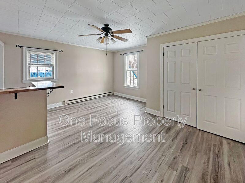 $150 OFF YOUR FIRST MONTHS RENT! 2br/1ba - CATS WELCOME! property image