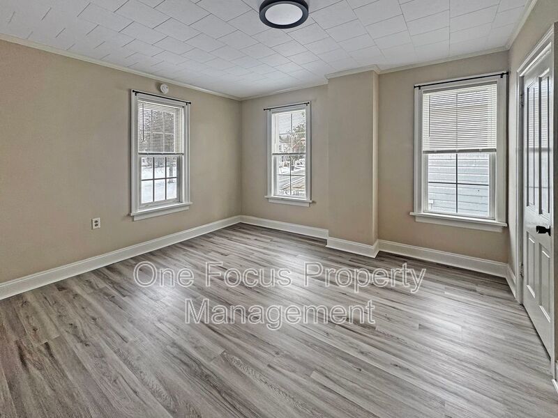 $150 OFF YOUR FIRST MONTHS RENT! 2br/1ba - CATS WELCOME! property image