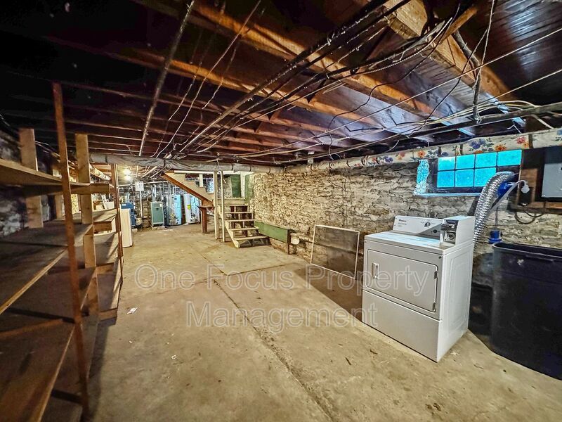 Spacious Efficiency! I pet under 30 lbs. welcome! property image