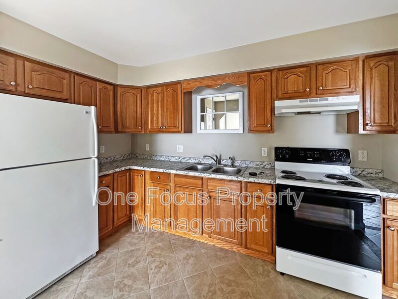 4BR/1BA Townhome - Approved applicant will get $200 off first month’s rent! property image
