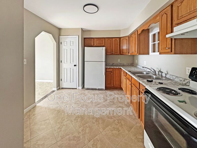 4BR/1BA Townhome - Approved applicant will get $200 off first month’s rent! property image