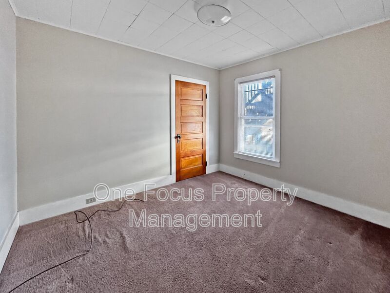 2BR/1BA - ALL UTILITIES INCLUDED!!! property image