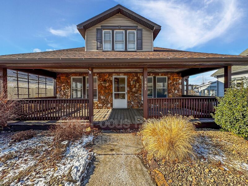 2BR/1BA - ALL UTILITIES INCLUDED!!! property image