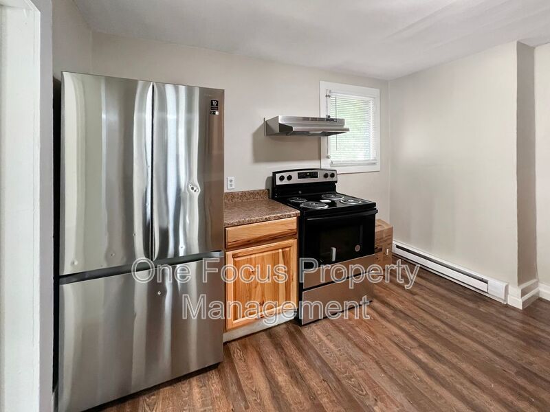 Spacious 3BR/1BA - Pet Friendly! property image