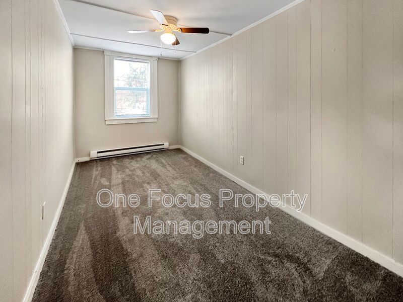 Spacious 3BR/1BA - Pet Friendly! property image