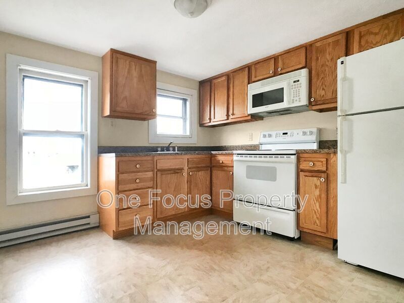 Cozy 2BR/1BA - 1 pet under 40# Welcome property image