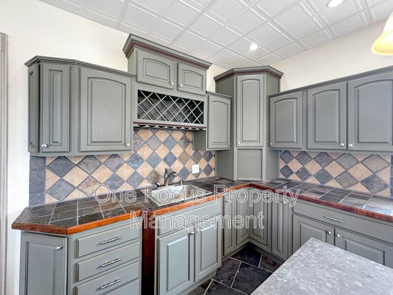 $150 off your first month's rent!!! 1BR/1BA - 2 Cats Welcome! property image