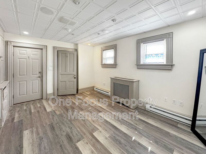 $150 off your first month's rent!!! 1BR/1BA - 2 Cats Welcome! property image