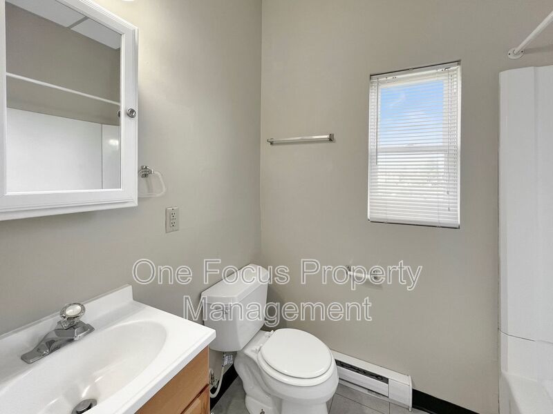 Cozy 1BR/1BA property image